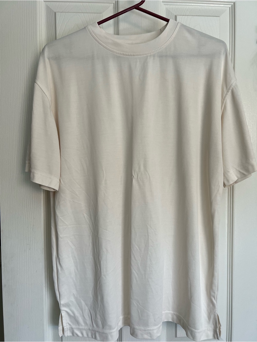 Burma Bibas Cream color T-Shirt size Small Made in Korea